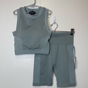 Bailey/44 Sport Set Grey Ribbed Cropped Tank and Matching Bike Shorts Size Small